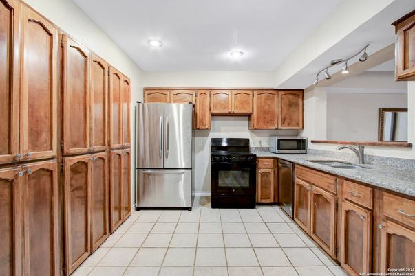 Interior, Kitchen, Recessed Lighting