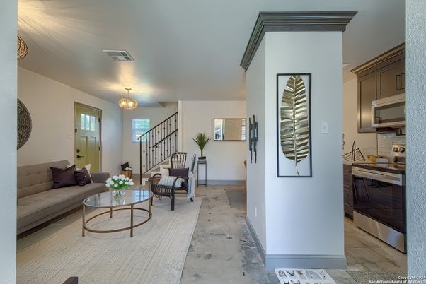 Interior, Living room, Pendant Lights