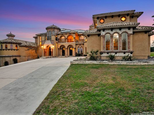 Backyard, Exterior, Facade, Mediterranean