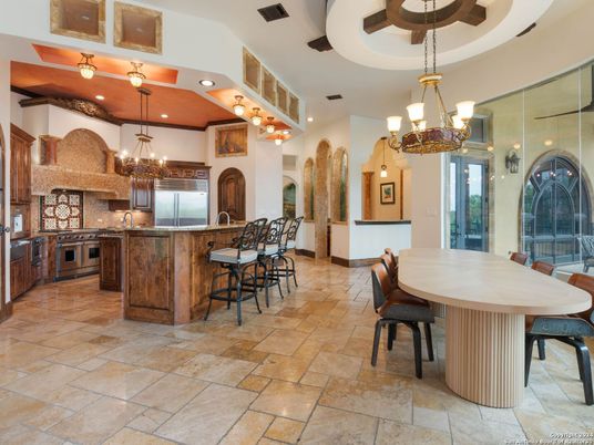 Chandelier, Dining room, Interior, Kitchen, Pendant Lights, Recessed Lighting, Stainless Steel Appliances