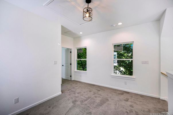 Empty room, Interior, Pendant Lights, Recessed Lighting