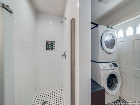 Interior, Utility Closets, Washer
