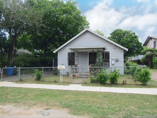Backyard, Exterior, Facade, American Craftsman