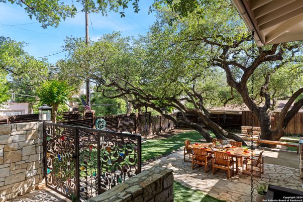 Backyard, Exterior