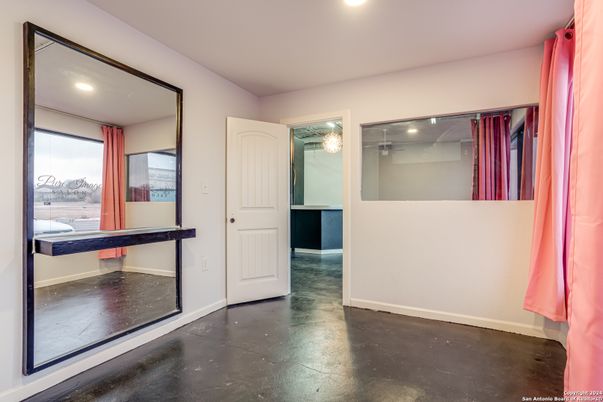 Interior, Recessed Lighting