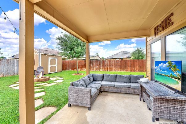 Backyard, Exterior