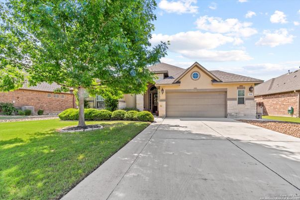 Attached, Exterior, Facade, Brick Facade, Ranch