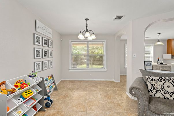 Chandelier, Interior, Pendant Lights