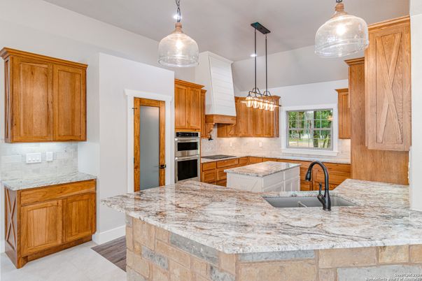 Interior, Kitchen, Pendant Lights, Stainless Steel Appliances