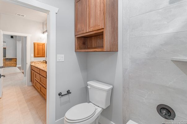 Bathroom, Interior