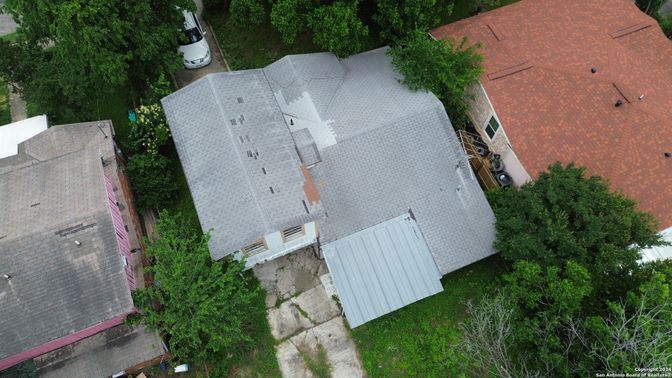 Exterior, Drone