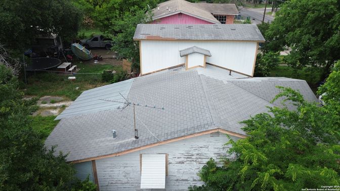 Exterior, Drone