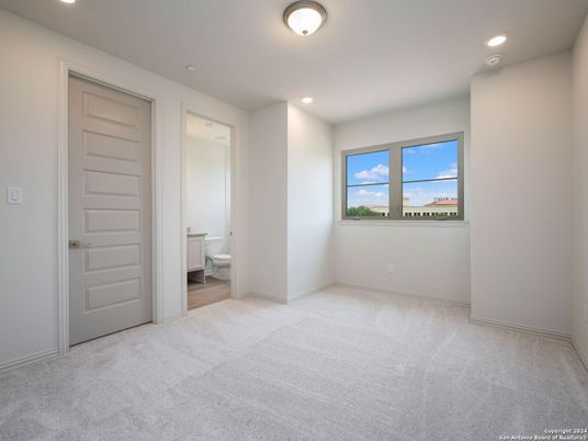 Bathroom, Empty room, Interior, Recessed Lighting