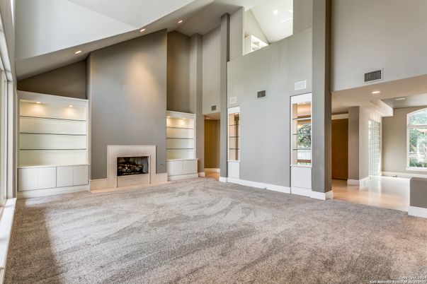 Fireplace, Interior, Recessed Lighting