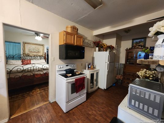 Bedroom, Interior, Kitchen, Wood Texture Flooring