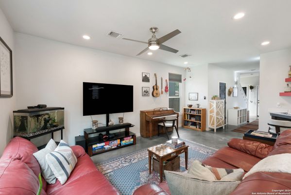 Interior, Living room, Piano, Recessed Lighting