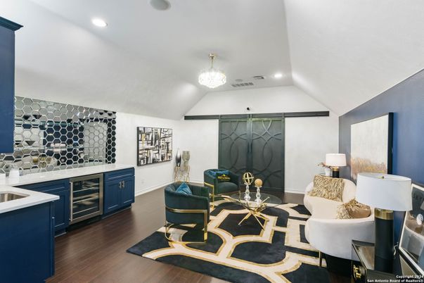 Chandelier, Interior, Recessed Lighting, Wood Texture Flooring