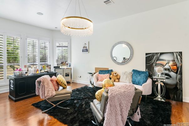 Chandelier, Interior, Living room, Recessed Lighting, Wood Texture Flooring