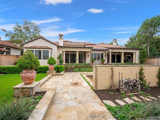 Backyard, Exterior, Facade, Spanish Mediterranean