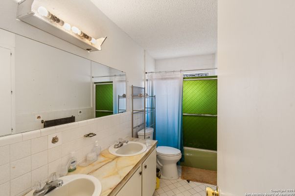 Bathroom, Dual Sink Vanities, Interior, Tile Countertops