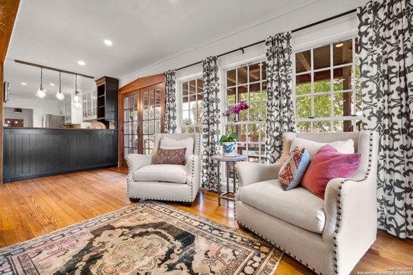 Interior, Kitchen, Living room, Pendant Lights, Recessed Lighting, Wood Texture Flooring