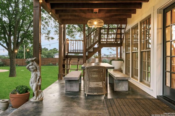 Backyard, Exterior