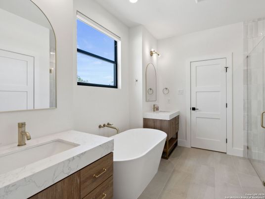 Bathroom, Dual Sink Vanities, Free Standing Baths, Glass Shower, Interior, Recessed Lighting