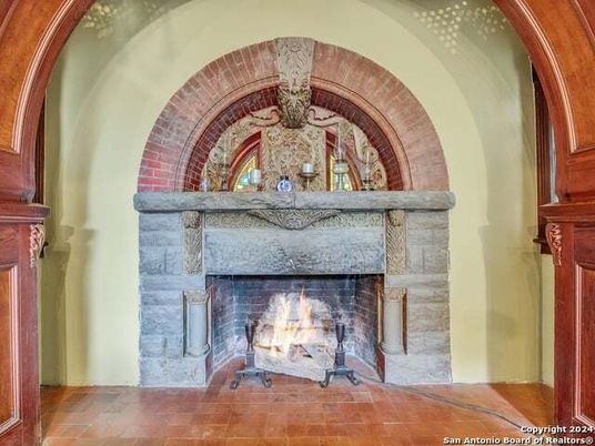 Fireplace, Interior
