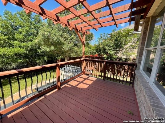 Exterior, Wood Texture Flooring