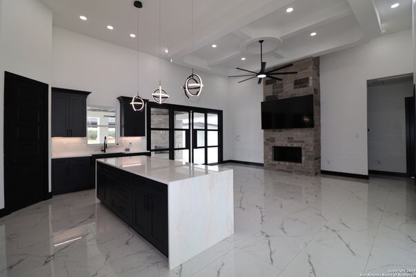 Fireplace, Interior, Kitchen, Marble, Pendant Lights, Recessed Lighting
