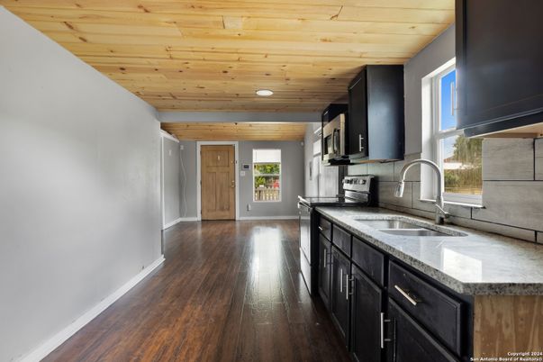 Interior, Kitchen, Recessed Lighting, Wooden Ceilings, Wood Texture Flooring