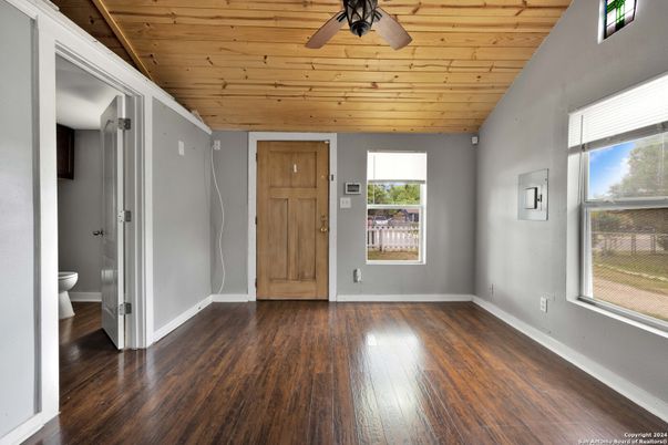 Bathroom, Empty room, Interior, Wooden Ceilings, Wood Texture Flooring