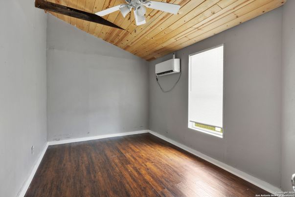 Empty room, Interior, Wooden Ceilings, Wood Texture Flooring