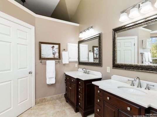 Bathroom, Dual Sink Vanities, Interior