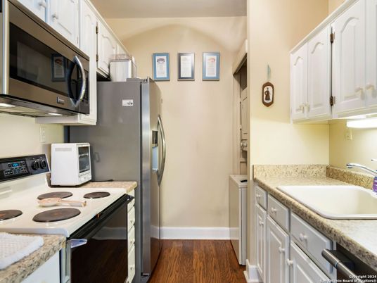 Interior, Kitchen, Stainless Steel Appliances, Wood Texture Flooring
