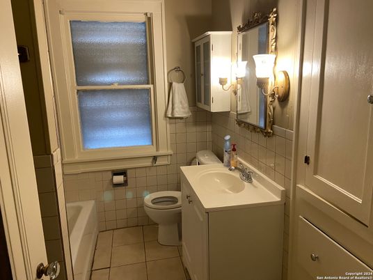 Bathroom, Interior