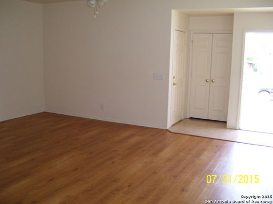 DE Listing image placeholder