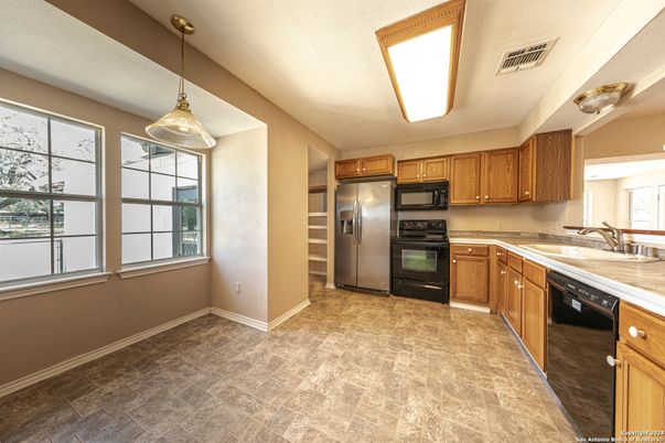 Interior, Kitchen, Pendant Lights, Stainless Steel Appliances