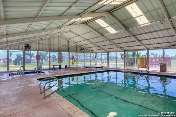 Interior, Pool, Sun Room