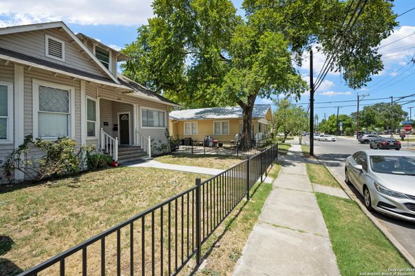 Exterior, Facade, None