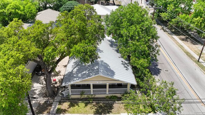 Exterior, Drone