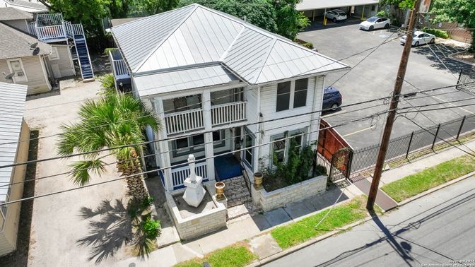 Exterior, Drone