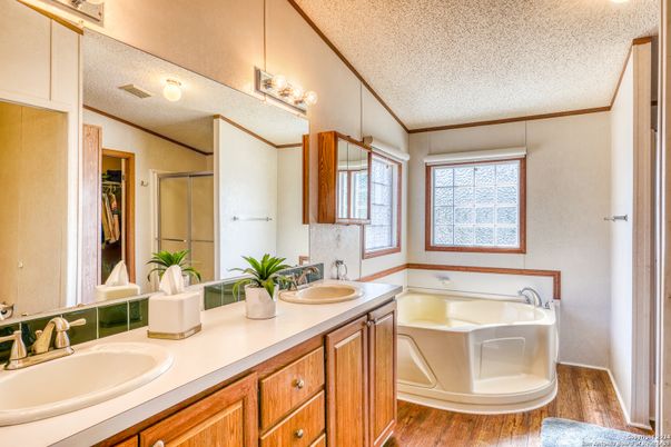 Bathroom, Dual Sink Vanities, Interior, Wood Texture Flooring