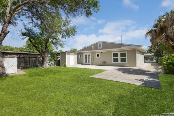 Backyard, Exterior