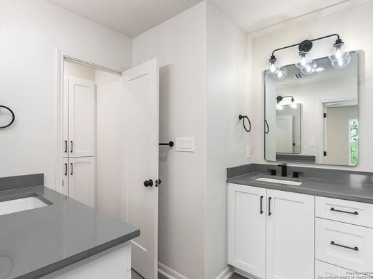 Bathroom, Dual Sink Vanities, Interior