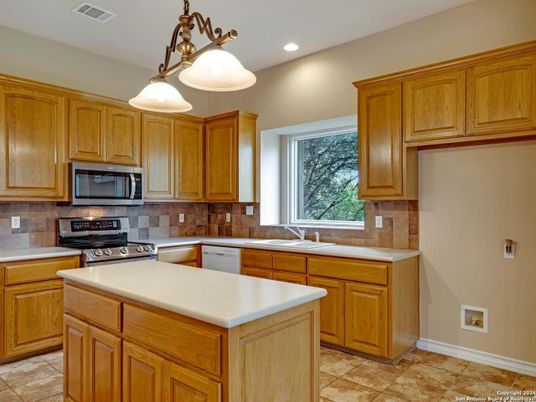 Interior, Kitchen, Pendant Lights, Recessed Lighting, Stainless Steel Appliances