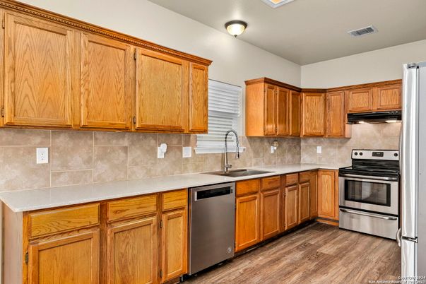 Interior, Kitchen, Stainless Steel Appliances, Wood Texture Flooring