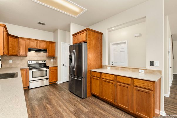 Interior, Kitchen, Stainless Steel Appliances, Wood Texture Flooring