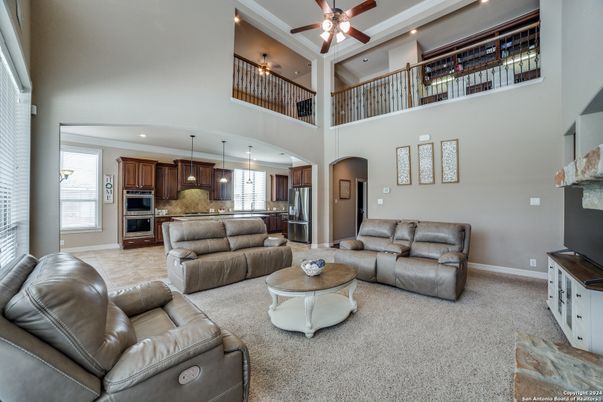 Interior, Kitchen, Living room, Pendant Lights, Recessed Lighting, Stainless Steel Appliances