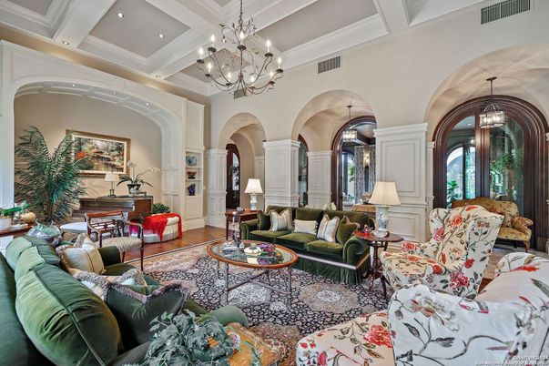 Chandelier, Interior, Living room, Piano, Recessed Lighting, Wood Texture Flooring